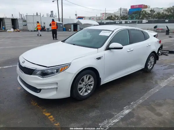 5XXGT4L31GG051079 2016 KIA OPTIMA - Image 2