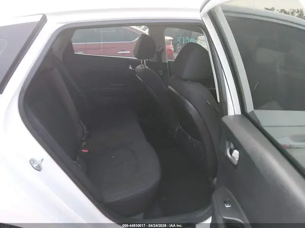 5XXGT4L31GG054189 2016 KIA OPTIMA - Image 8
