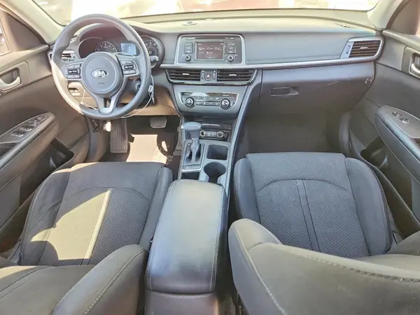 5XXGT4L31GG055889 2016 KIA OPTIMA - Image 8