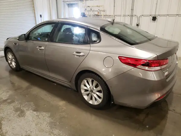 5XXGT4L31GG059165 2016 KIA OPTIMA - Image 2