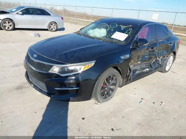5XXGT4L31GG059814 2016 KIA OPTIMA - Image 2