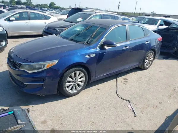 5XXGT4L31GG060512 2016 KIA OPTIMA - Image 2