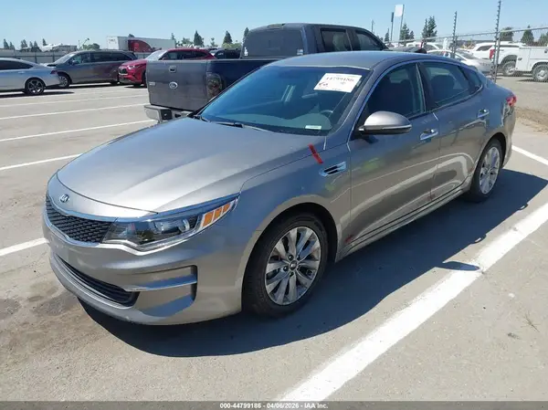 5XXGT4L31GG061224 2016 KIA OPTIMA - Image 2