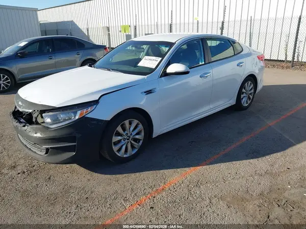 5XXGT4L31GG061269 2016 KIA OPTIMA - Image 2
