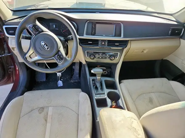 5XXGT4L31GG061353 2016 KIA OPTIMA - Image 8