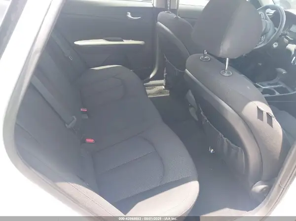 5XXGT4L31GG061711 2016 KIA OPTIMA - Image 8