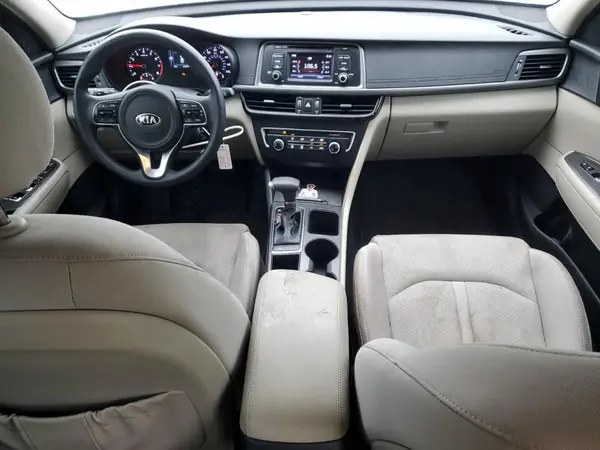 5XXGT4L31GG064284 2016 KIA OPTIMA - Image 8