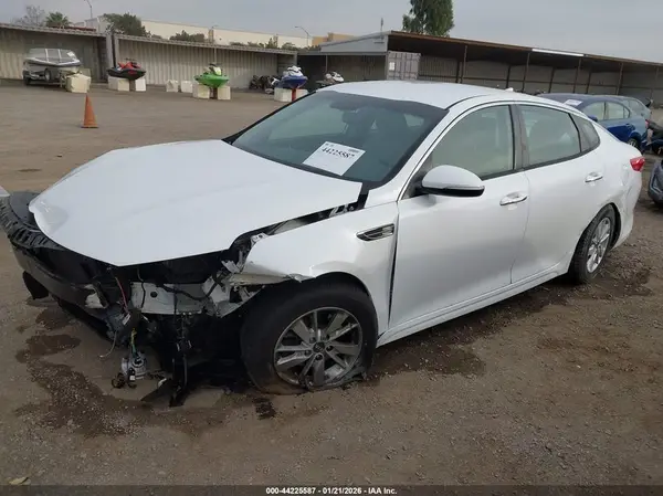 5XXGT4L31GG064463 2016 KIA OPTIMA - Image 2