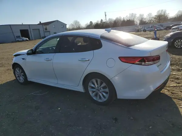 5XXGT4L31GG072319 2016 KIA OPTIMA - Image 2