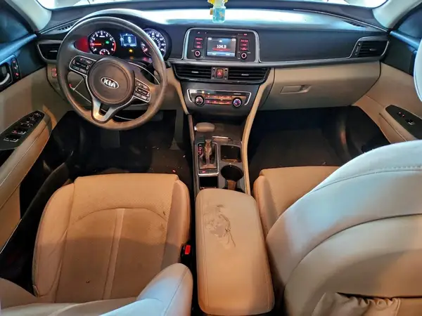 5XXGT4L31GG075463 2016 KIA OPTIMA - Image 8