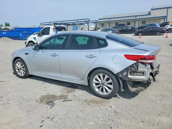 5XXGT4L31GG077679 2016 KIA OPTIMA - Image 2