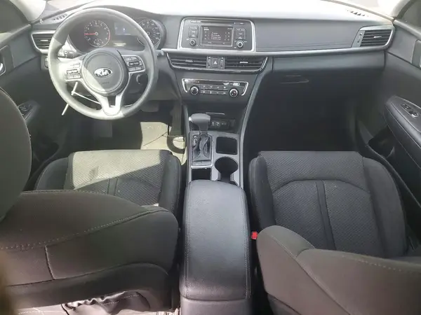 5XXGT4L31GG077679 2016 KIA OPTIMA - Image 8