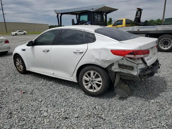 5XXGT4L31GG077875 2016 KIA OPTIMA - Image 2