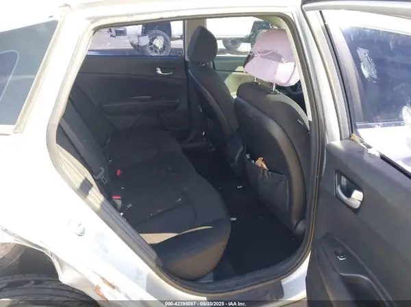 5XXGT4L31GG078086 2016 KIA OPTIMA - Image 8