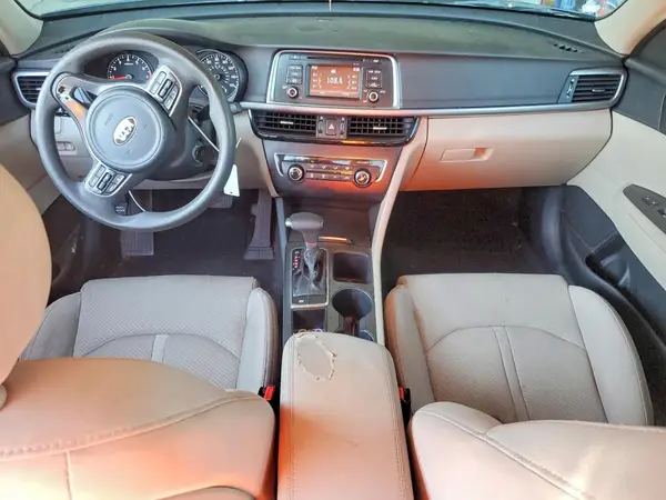 5XXGT4L31GG078900 2016 KIA OPTIMA - Image 8