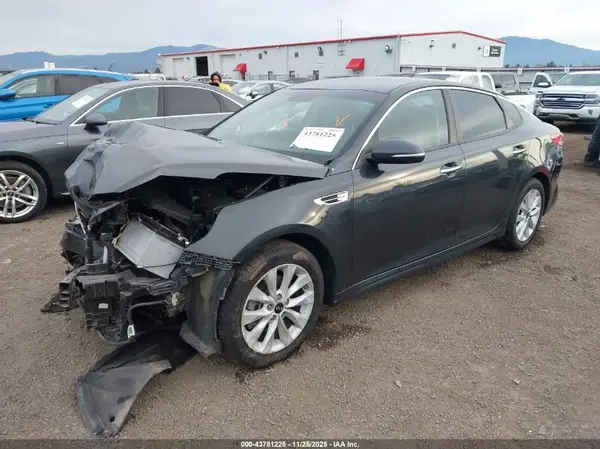 5XXGT4L31GG081652 2016 KIA OPTIMA - Image 2
