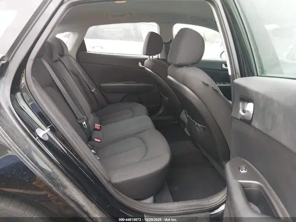 5XXGT4L31GG082834 2016 KIA OPTIMA - Image 8