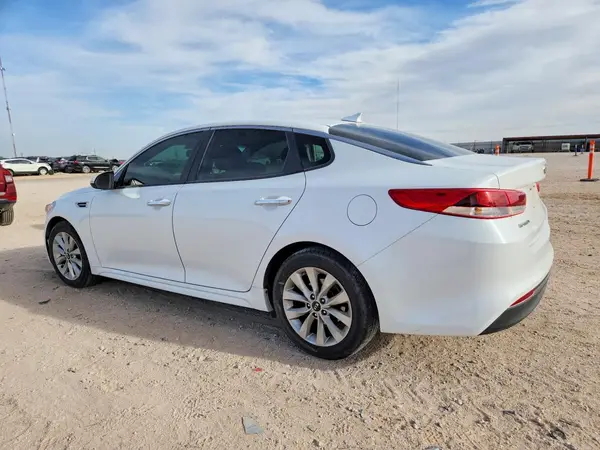 5XXGT4L31GG083076 2016 KIA OPTIMA - Image 2