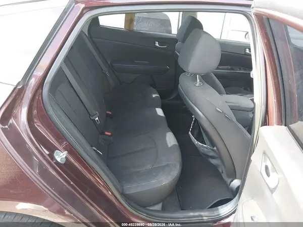 5XXGT4L31GG089122 2016 KIA OPTIMA - Image 8