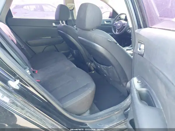 5XXGT4L31GG104413 2016 KIA OPTIMA - Image 8