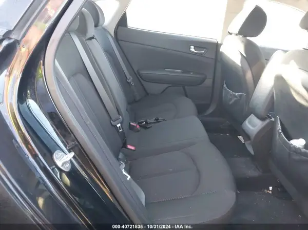 5XXGT4L31GG109644 2016 KIA OPTIMA - Image 8