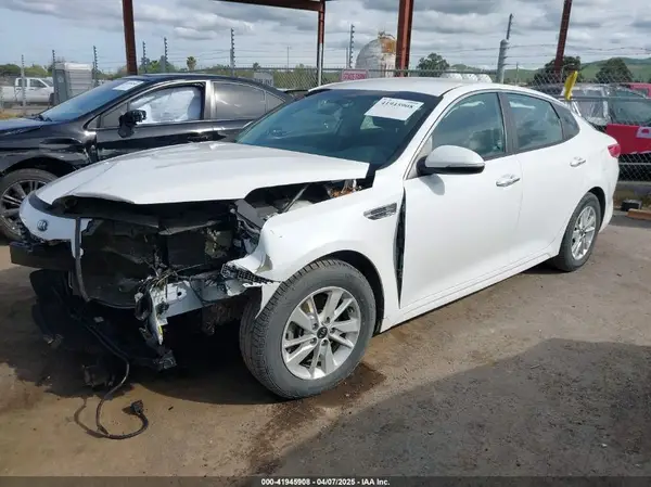 5XXGT4L31GG111104 2016 KIA OPTIMA - Image 2