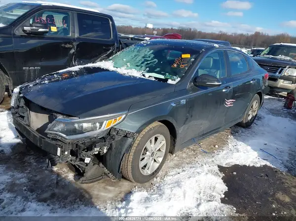 5XXGT4L31GG111426 2016 KIA OPTIMA - Image 2