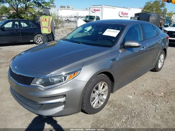 5XXGT4L31GG116237 2016 KIA OPTIMA - Image 2
