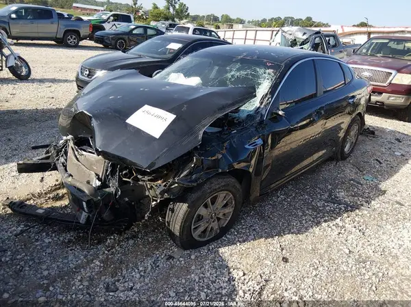 5XXGT4L31GG116982 2016 KIA OPTIMA - Image 2