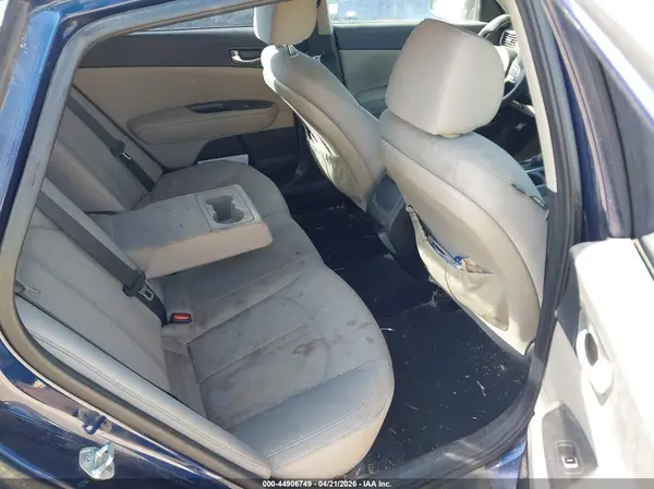 5XXGT4L31HG121682 2017 KIA OPTIMA - Image 8