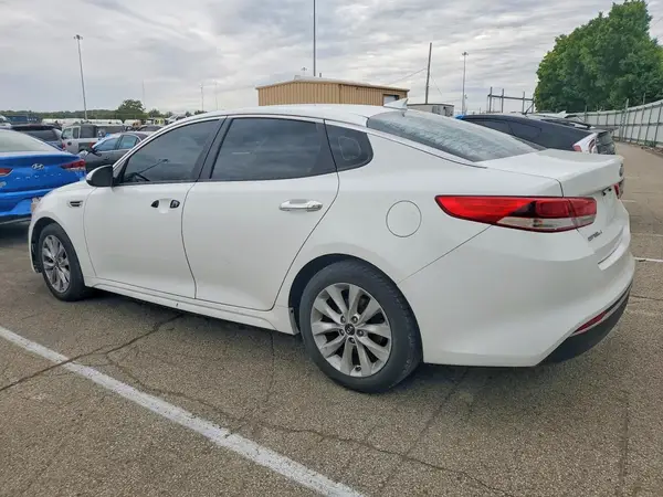 5XXGT4L31HG121956 2017 KIA OPTIMA - Image 2
