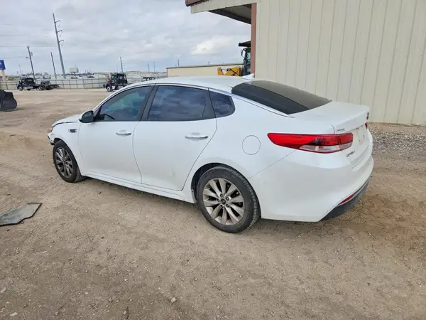5XXGT4L31HG124355 2017 KIA OPTIMA - Image 2