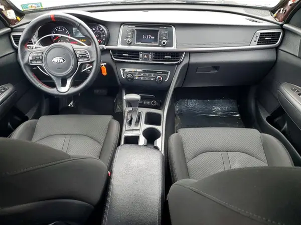 5XXGT4L31HG129765 2017 KIA OPTIMA - Image 8