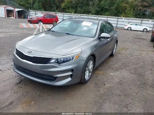 5XXGT4L31HG131290 2017 KIA OPTIMA - Image 2