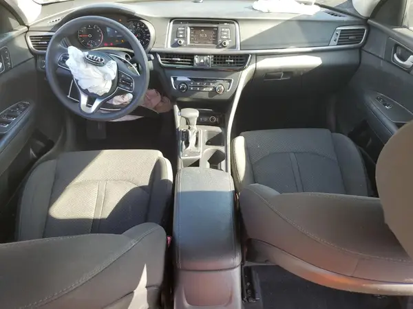5XXGT4L31HG134352 2017 KIA OPTIMA - Image 8