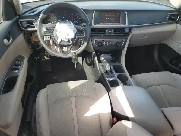 5XXGT4L31HG139826 2017 KIA OPTIMA - Image 8