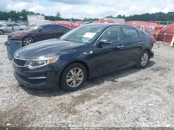 5XXGT4L31HG142922 2017 KIA OPTIMA - Image 2