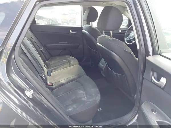 5XXGT4L31HG146159 2017 KIA OPTIMA - Image 8