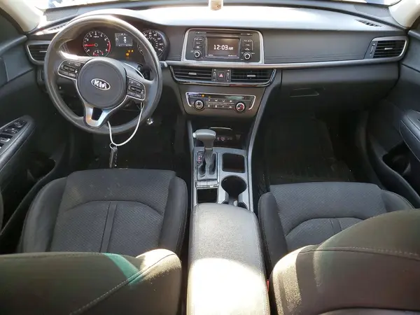 5XXGT4L31HG146663 2017 KIA OPTIMA - Image 8