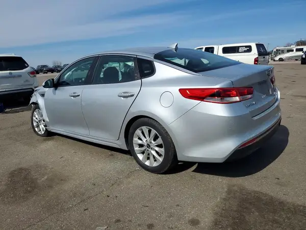 5XXGT4L31HG148056 2017 KIA OPTIMA - Image 2