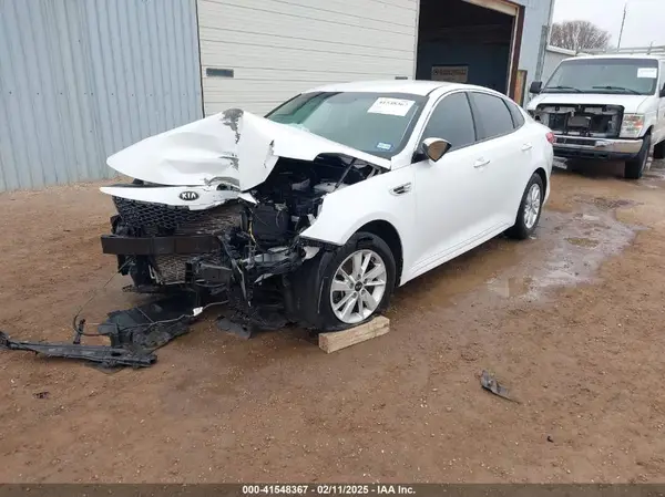 5XXGT4L31HG148476 2017 KIA OPTIMA - Image 2