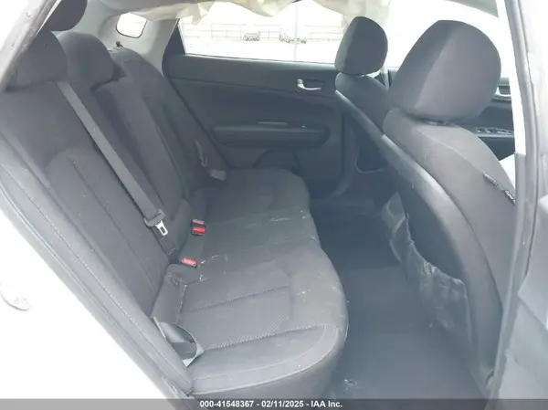 5XXGT4L31HG148476 2017 KIA OPTIMA - Image 8