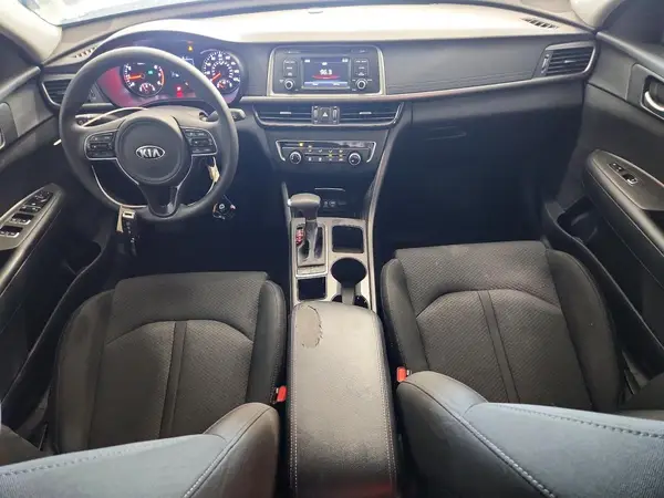 5XXGT4L31HG151152 2017 KIA OPTIMA - Image 8