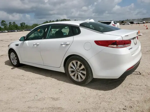 5XXGT4L31HG153628 2017 KIA OPTIMA - Image 2