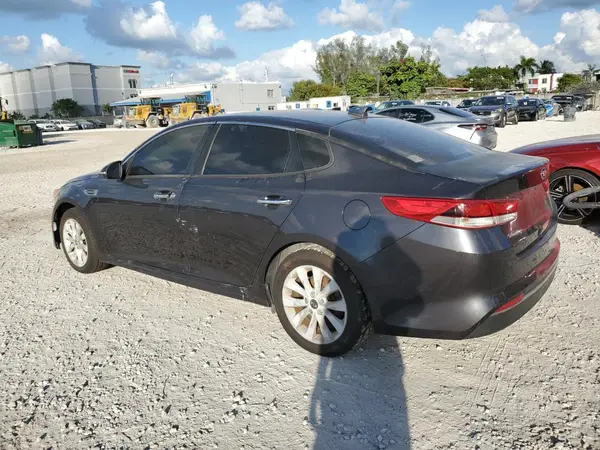 5XXGT4L31HG154424 2017 KIA OPTIMA - Image 2