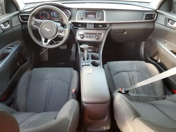 5XXGT4L31HG154424 2017 KIA OPTIMA - Image 8