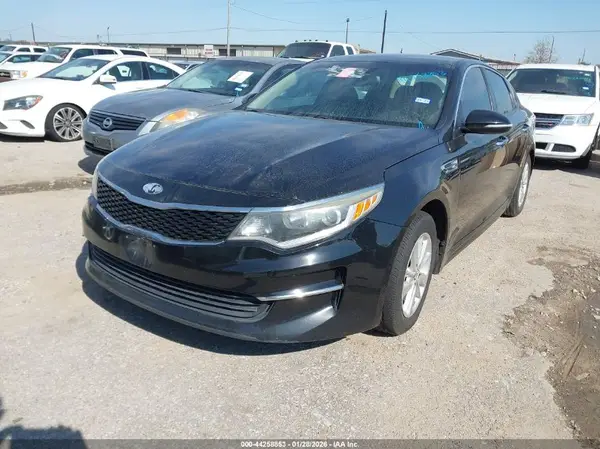 5XXGT4L31HG155153 2017 KIA OPTIMA - Image 2