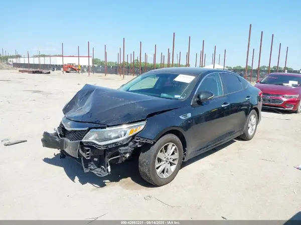 5XXGT4L31HG164208 2017 KIA OPTIMA - Image 2