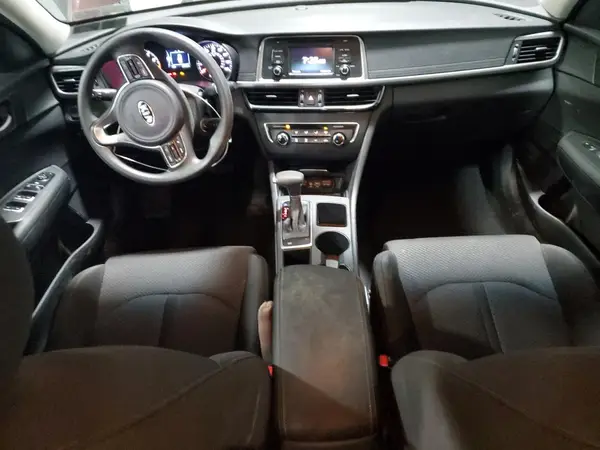 5XXGT4L31HG165519 2017 KIA OPTIMA - Image 8