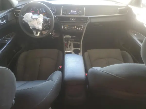 5XXGT4L31HG165763 2017 KIA OPTIMA - Image 8